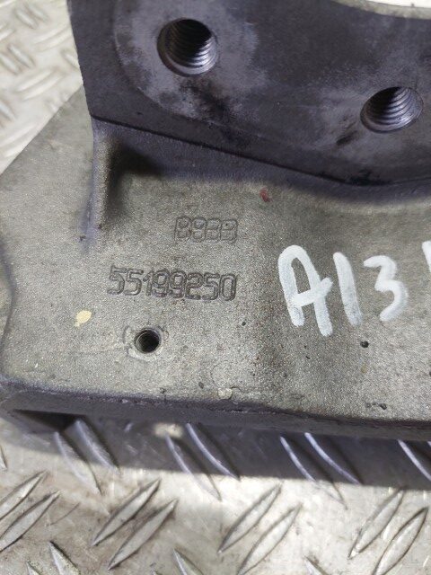 Suport motor Opel Astra H 1.3 CDTI cod A13DTC cod piesa 55199250