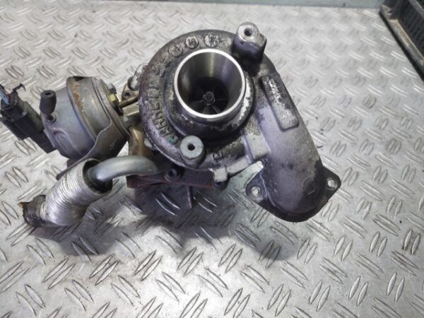 Turbina Peugeot 308 1.6 HDi 115 CP cod motor 9H05 cod piesa 9686120680