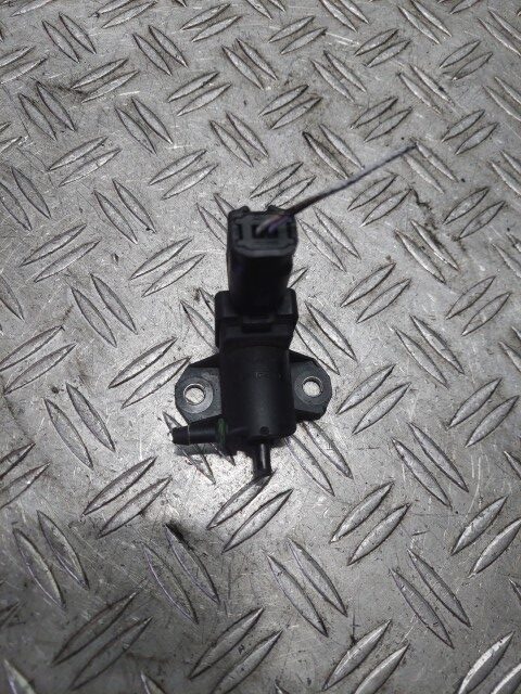 Electrovalva vacuum Peugeot 308 1.6 HDi 115 CP cod motor 9H05 cod piesa 9688124580