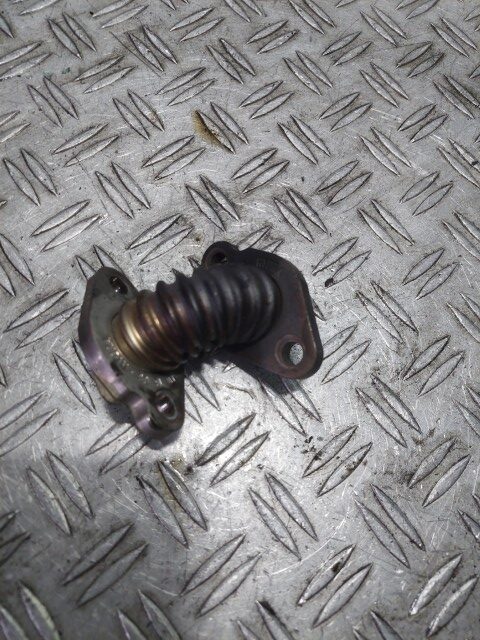 20250911_152120-1.jpg Conducta egr Mercedes E-Class W212 3.0 diesel V6 BlueTEC cod motor OM642.852 cod piesa 6421601308