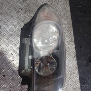 Far dreapta BMW Seria 1 E87 cod piesa 7249652