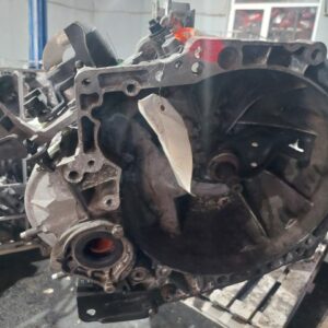 Cutie viteze 5 trepte Peugeot 308 1.6 HDI motorizare BHY 100 CP cod 20ET13 Cutie viteze 5 trepte Peugeot 308 1.6 HDI motorizare BHY 100 CP cod 20ET13