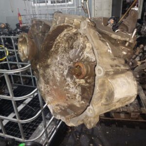 Cutie viteze 6 trepte manuala Volkswagen Passat B6 motor 2.0 TDI BMM cod JLU Cutie viteze 6 trepte manuala Volkswagen Passat B6 motor 2.0 TDI BMM cod JLU