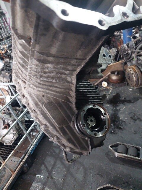 Cutie de transfer Volkswagen Touareg 7L motorizare BMV 3.2 V6 cod 0AD341012