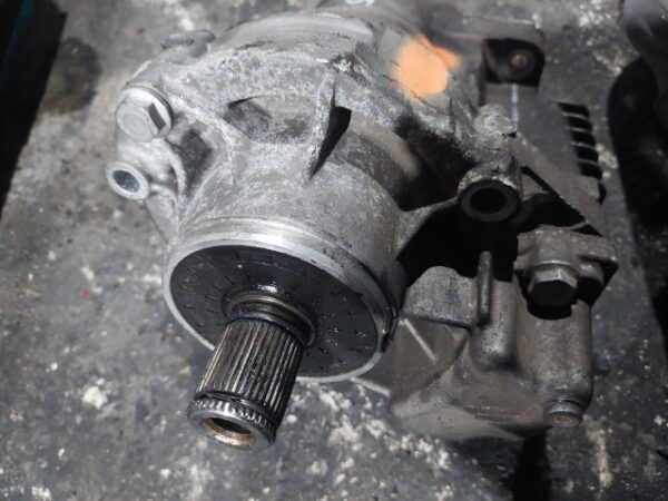 20260612_175416 Cutie de transfer grup fata Volkswagen Tiguan 2.0 TDI 140 cp cod 0A6409053Q