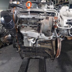 Motor fara anexe Volkswagen Golf VI (5K1) 1.4 TSI 122Cp cod CAX Motor fara anexe Volkswagen Golf VI (5K1) 1.4 TSI 122Cp cod CAX