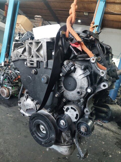 Motor fara anexe Renault Trafic 2.5 DCI an 2006 cod G9UB730 G9U730