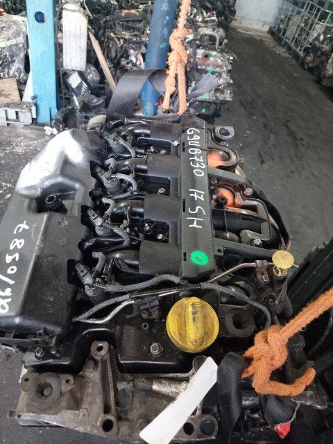 Motor fara anexe Renault Trafic 2.5 DCI an 2006 cod G9UB730 G9U730