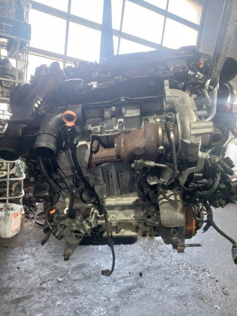 Motor fara anexe Peugeot 208 1.6 BlueHDI euro 6 cod BHY BH020 Motor fara anexe Peugeot 208 1.6 BlueHDI euro 6 cod BHY BH02