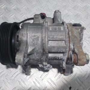 Compresor AC BMW E90 seria 3 2.0D motorizare N47D20A cod 9223695-02