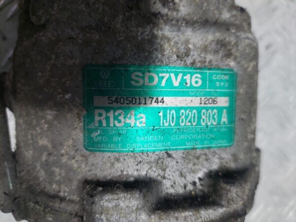 20260625_154844 Compresor AC Volkswagen New Beetle 2.0 motorizare AQY cod 1J0820803A