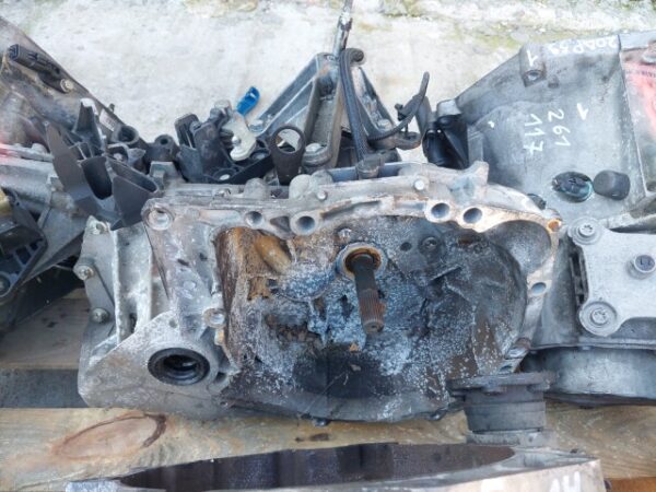 Cutie de viteze manuala 5 trepte RENAULT Modus 1.2 B 16V cod JH3128 Cutie de viteze manuala 5 trepte RENAULT Modus 1.2 B 16V cod JH3128