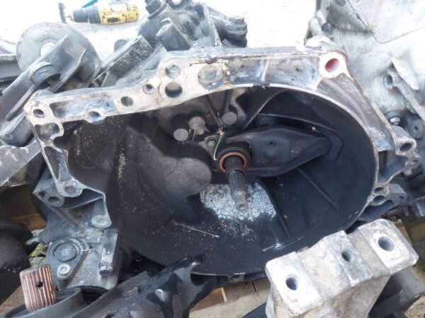 Cutie viteze manuala 5 trepte Peugeot 407 1.6 HDI motorizare 9HZ cod 20DM69