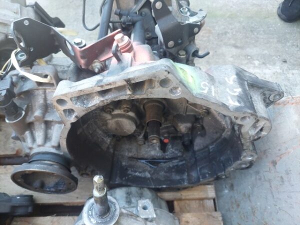 Cutie viteze manuala 5 trepte Skoda Octavia Combi 1.9 TDi 110Cp cod EGS Cutie viteze manuala 5 trepte Skoda Octavia Combi 1.9 TDi 110Cp cod EGS