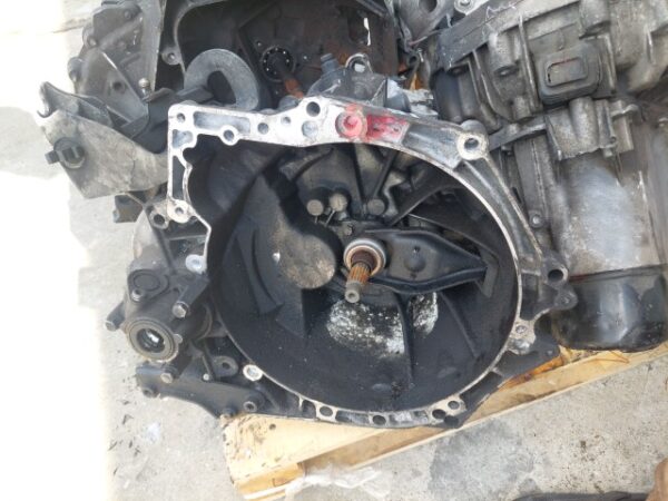 Cutie viteze manuala 5 trepte Peugeot 207/207+ 1.6 HDi motorizare 9HV cod 20DP45 Cutie viteze manuala 5 trepte Peugeot 207/207+ 1.6 HDi motorizare 9HV cod 20DP45