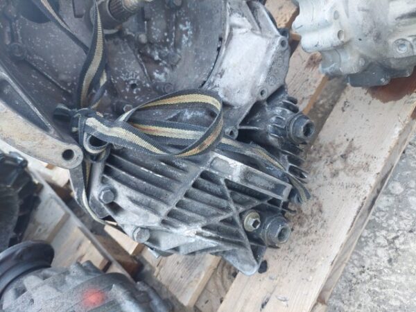 Cutie viteze manuala 5 trepte RENAULT TRAFIC T 1300 2.1D cod  7700598535