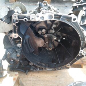 Cutie viteze manuala 5 trepte Peugeot 206 1.6 hdi motorizare 9HZ cod 20DM84 Cutie viteze manuala 5 trepte Peugeot 206 1.6 hdi motorizare 9HZ cod 20DM84