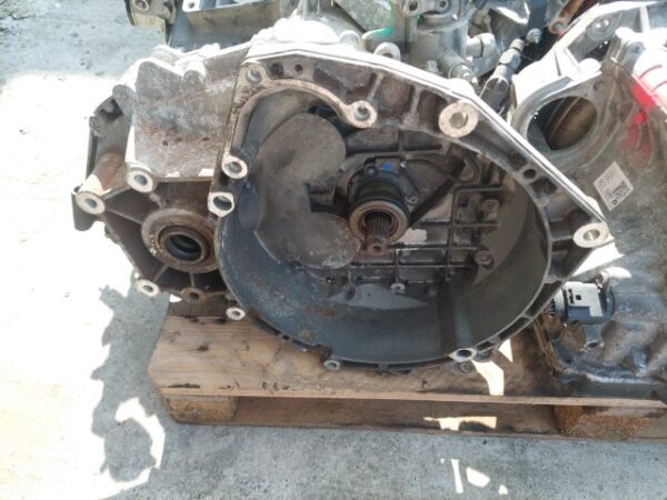 Cutie de viteze manuala 6 trepte Opel Vectra C 1.9 CDTI motorizare Z19DT cod 55350375 F40