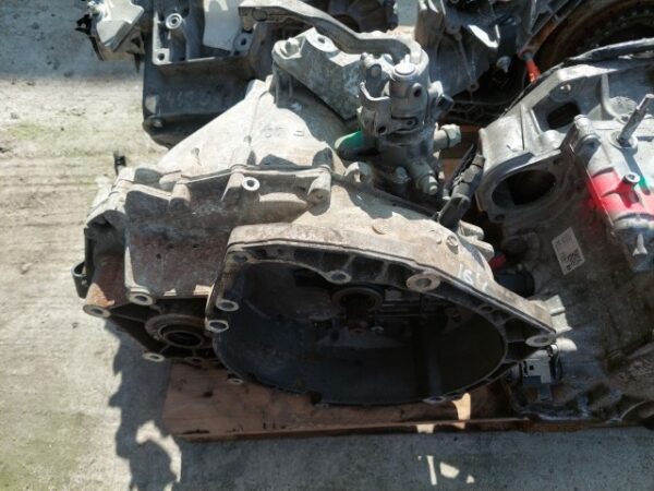 Cutie de viteze manuala 6 trepte Opel Vectra C 1.9 CDTI motorizare Z19DT cod 55350375 F40