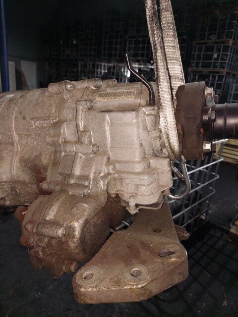 Cutie de transfer Bmw X1 E84 2.0D motorizare N47D20C 4X4 cod 7607638-01