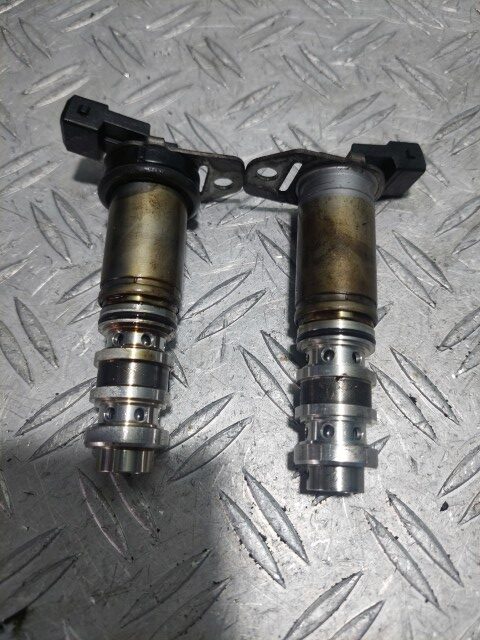 Senzor solenoid BMW Seria 1 E87 116i 1.6 benzina motorizare N43B16A cod 7584115 Senzor solenoid BMW Seria 1 E87 116i 1.6 benzina motorizare N43B16A cod 7584115