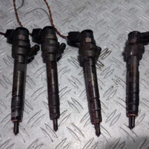 Injector BMW E87 2.0 diesel 177 CP cod N47D20A cod 7798446-03 0445110289