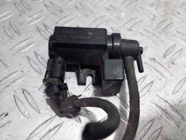 Supapa vacuum electrovalva BMW E87 2.0 diesel 177 CP cod N47D20A cod 7805391-01