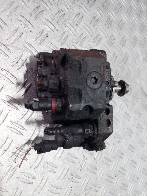 Pompa injectie pompa inalte Renault Trafic 2.5 DCI an 2006 cod G9U730 G9UB730