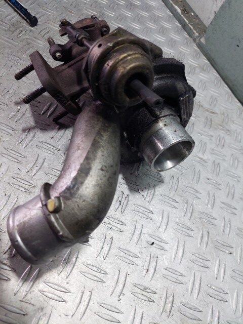 Turbina Renault Trafic 2.5 DCI an 2006 cod G9U730 cod 8200459494 GT2056S Turbina Renault Trafic 2.5 DCI an 2006 cod G9U730 cod 8200459494 GT2056S