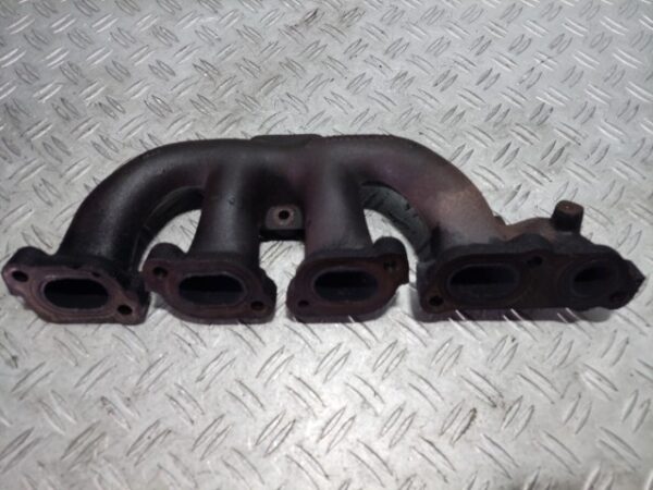 Galerie evacuare Renault Trafic 2.5 DCI an 2006 cod G9U730 cod 8200042882