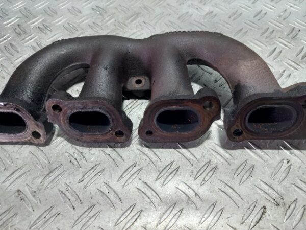 Galerie evacuare Renault Trafic 2.5 DCI an 2006 cod G9U730 cod 8200042882