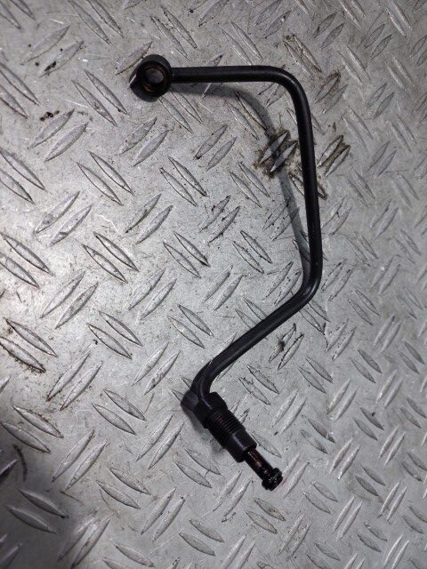 Conducta alimentare cu ulei turbina Renault Trafic 2.5 DCI an 2006 cod G9U730