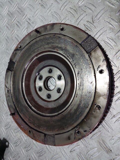 Volanta masa simpla Ford Fiesta 7 1.0 EcoBoost 95 cp cod M0JB an 2020