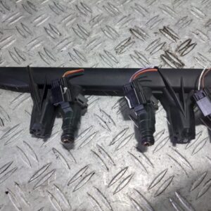 Rampa cu injectoare Peugeot 208 1.0 VTI 68 CP motorizare ZMZ ZM01 cod 9676020480 Rampa cu injectoare Peugeot 208 1.0 VTI 68 CP motorizare ZMZ ZM01 cod 9676020480