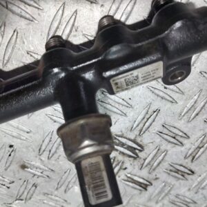 Rampa injectie cu regulator Peugeot Expert 2.0 hdi euro 6 cod AH01 cod 9674300080