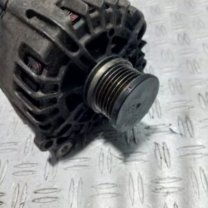 Alternator Wolkswagen Passat B8 2.0 TDI motorizare CRLB cod 03L903023L Alternator Wolkswagen Passat B8 2.0 TDI motorizare CRLB cod 03L903023L