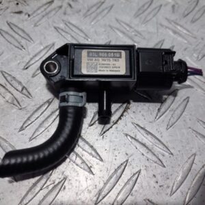 Senzor presiune gaze Wolkswagen Passat B8 2.0 TDI motorizare CRLB cod 03L906051B