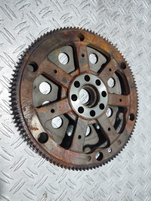 Coroana volanta cuplare electromotor Renault Espace 4 3.0 DCi 177Cp motorizare P9X701