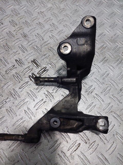 Suport EGR Mercedes C-Class W205 1.6 CDI motorizare R9MA500 cod A6261410040 Suport EGR Mercedes C-Class W205 1.6 CDI motorizare R9MA500 cod A6261410040