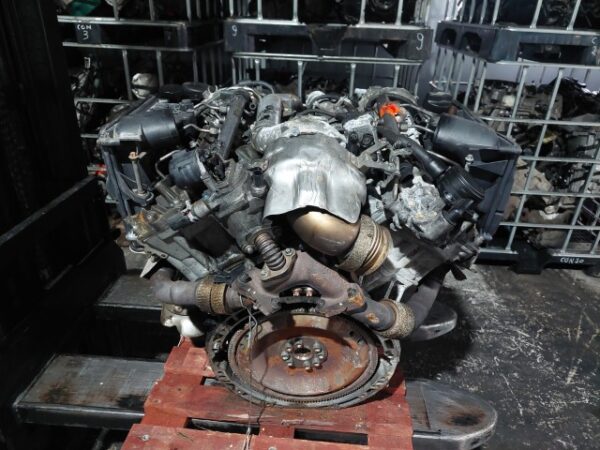 Motor fara anexe Mercedes-Benz ML 320 CDI V6 4 Matic cod motor 642940 Motor fara anexe Mercedes-Benz ML 320 CDI V6 4 Matic cod motor 642940