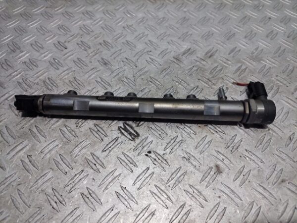 Rampa injectoare BMW Seria 1 F20 2.0D motorizare N47D20C cod 0445214183 780912805