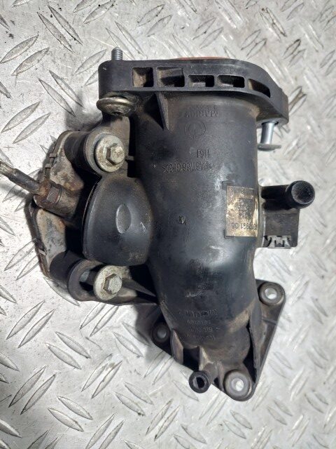 Tubulatura cu senzor gaze galerie admisie BMW Seria 1 F20 2.0D motorizare N47D20C cod 7807991-06